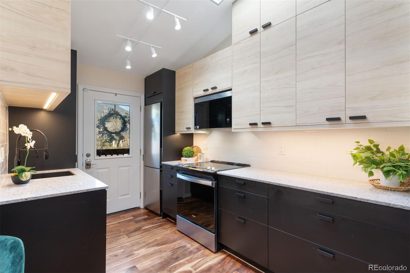 MLS Image #11 for 329  el paso boulevard,manitou springs, Colorado