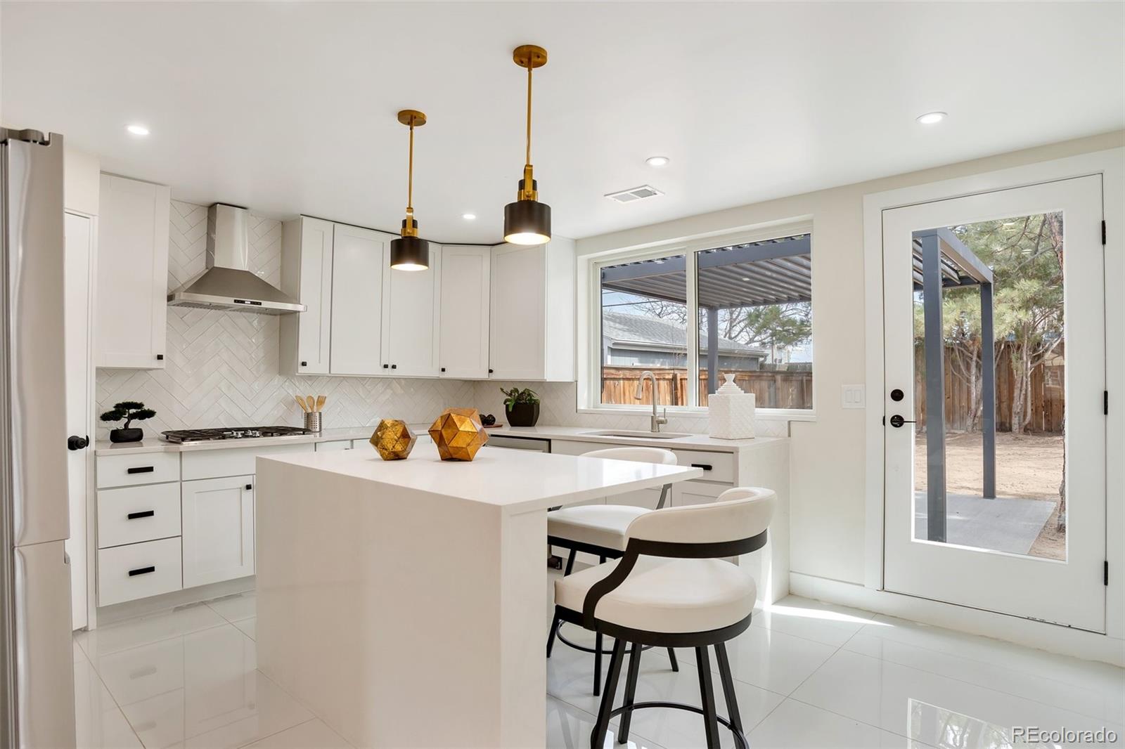MLS Image #13 for 1130 s harrison street,denver, Colorado