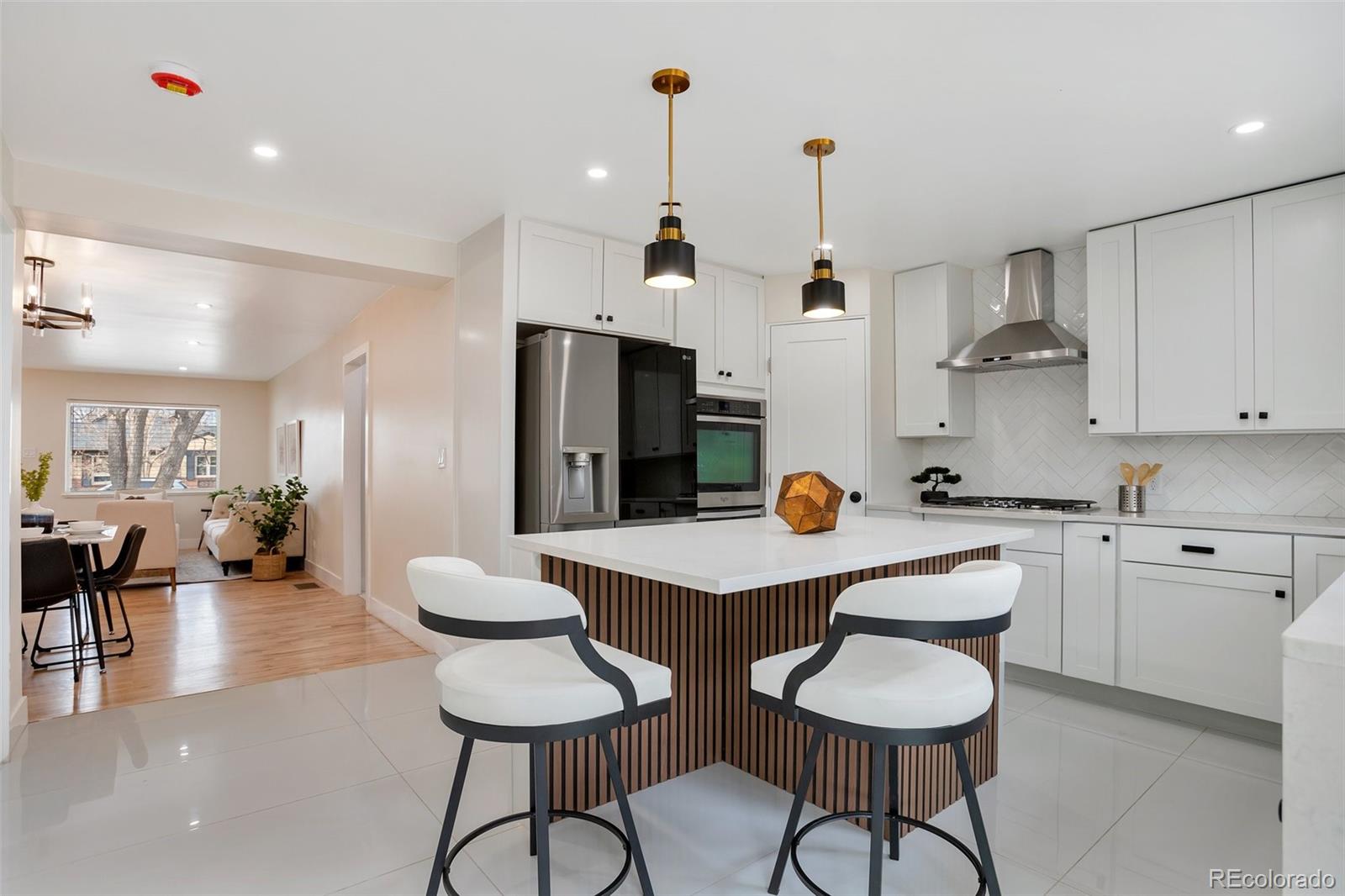MLS Image #14 for 1130 s harrison street,denver, Colorado
