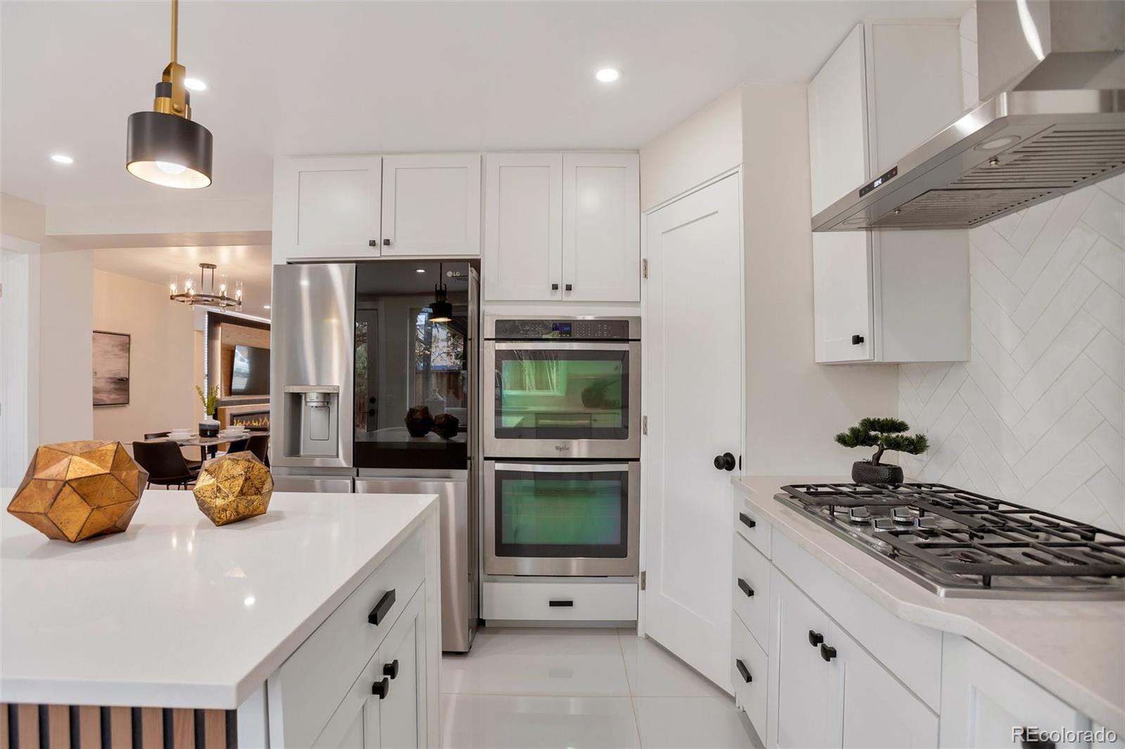 MLS Image #18 for 1130 s harrison street,denver, Colorado