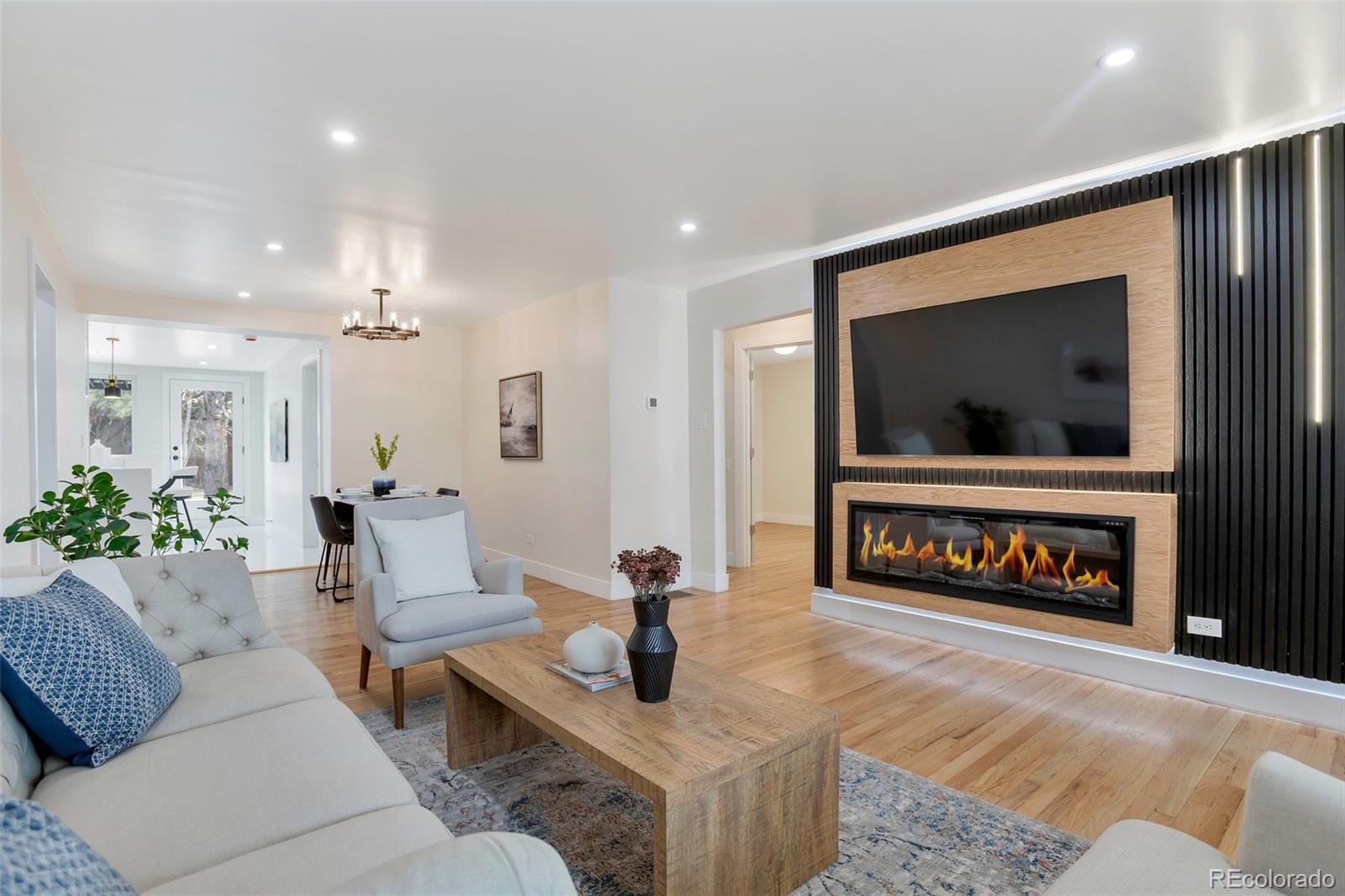 MLS Image #3 for 1130 s harrison street,denver, Colorado