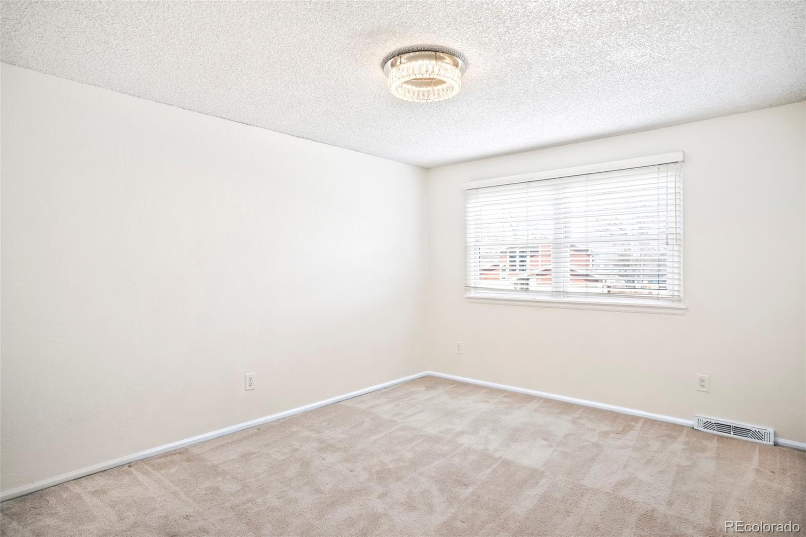MLS Image #18 for 6156 w jefferson avenue,denver, Colorado