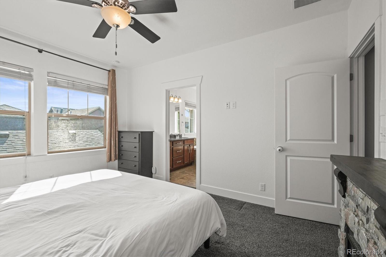 MLS Image #13 for 5074  yosemite court,denver, Colorado