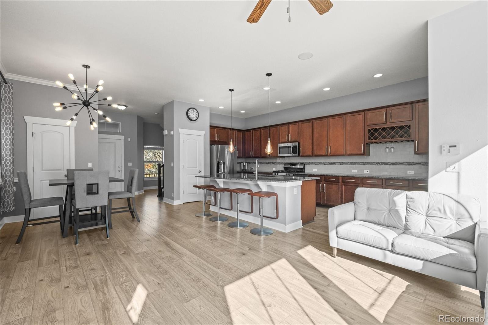 MLS Image #5 for 5074  yosemite court,denver, Colorado