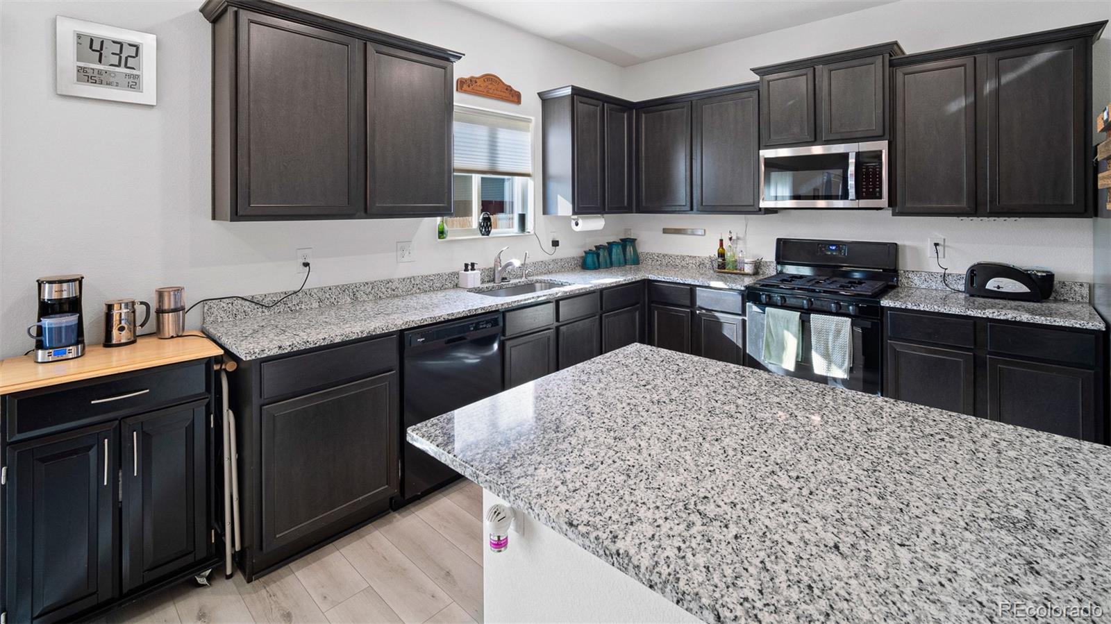MLS Image #11 for 204 n stewart street,keenesburg, Colorado