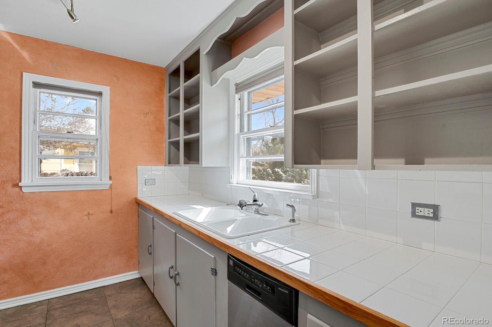 MLS Image #8 for 1305  uinta street,denver, Colorado