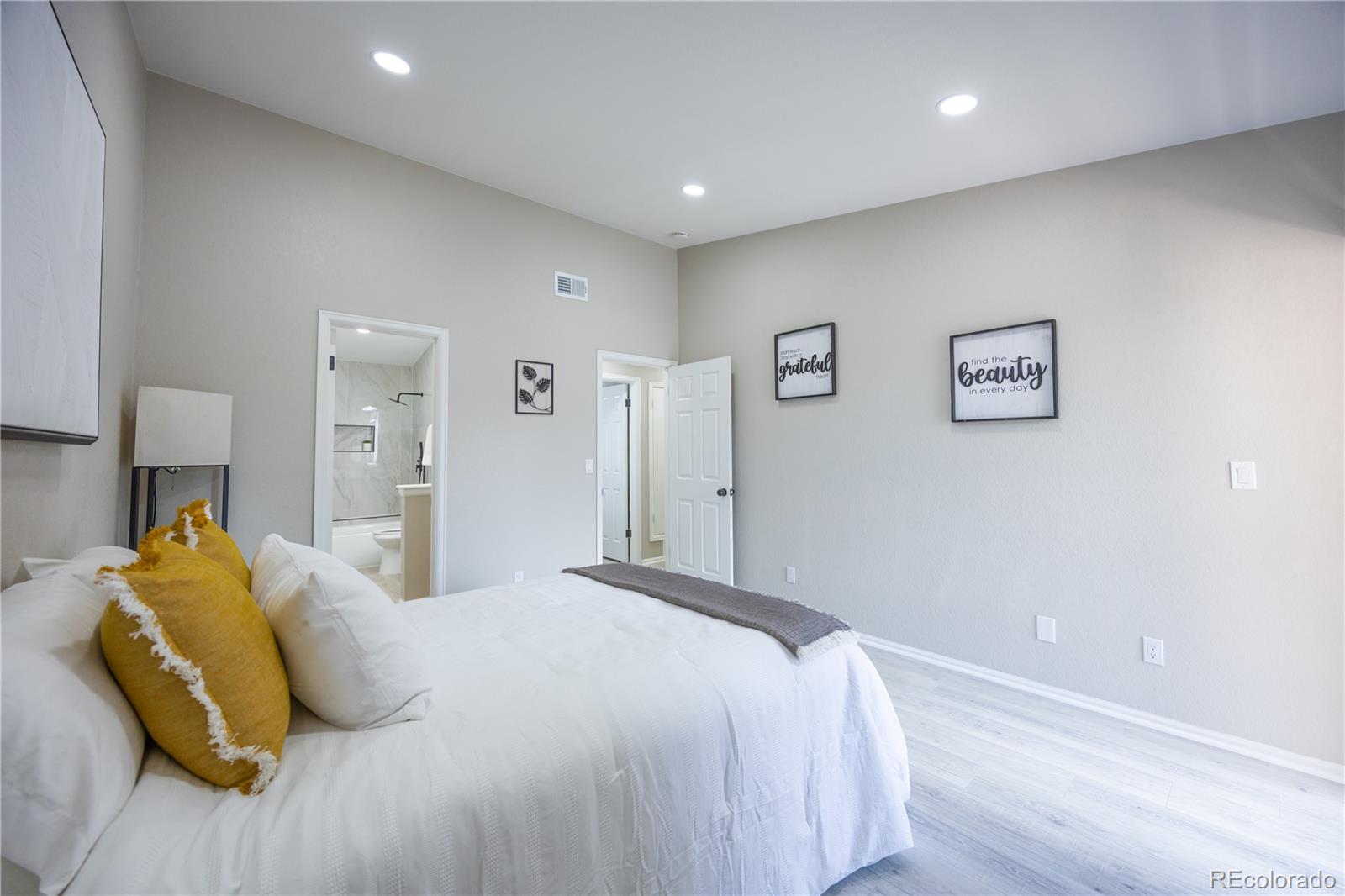 MLS Image #13 for 1075 s garrison street 201,lakewood, Colorado