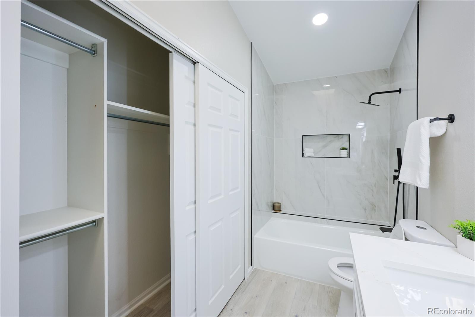 MLS Image #16 for 1075 s garrison street 201,lakewood, Colorado