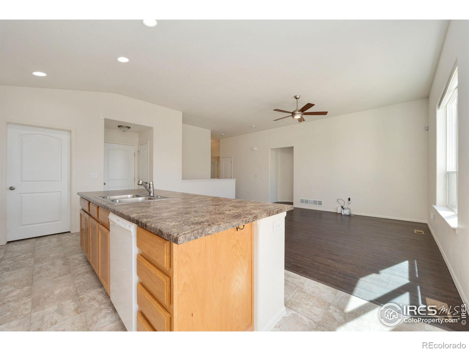 MLS Image #11 for 6401  black hills avenue,loveland, Colorado