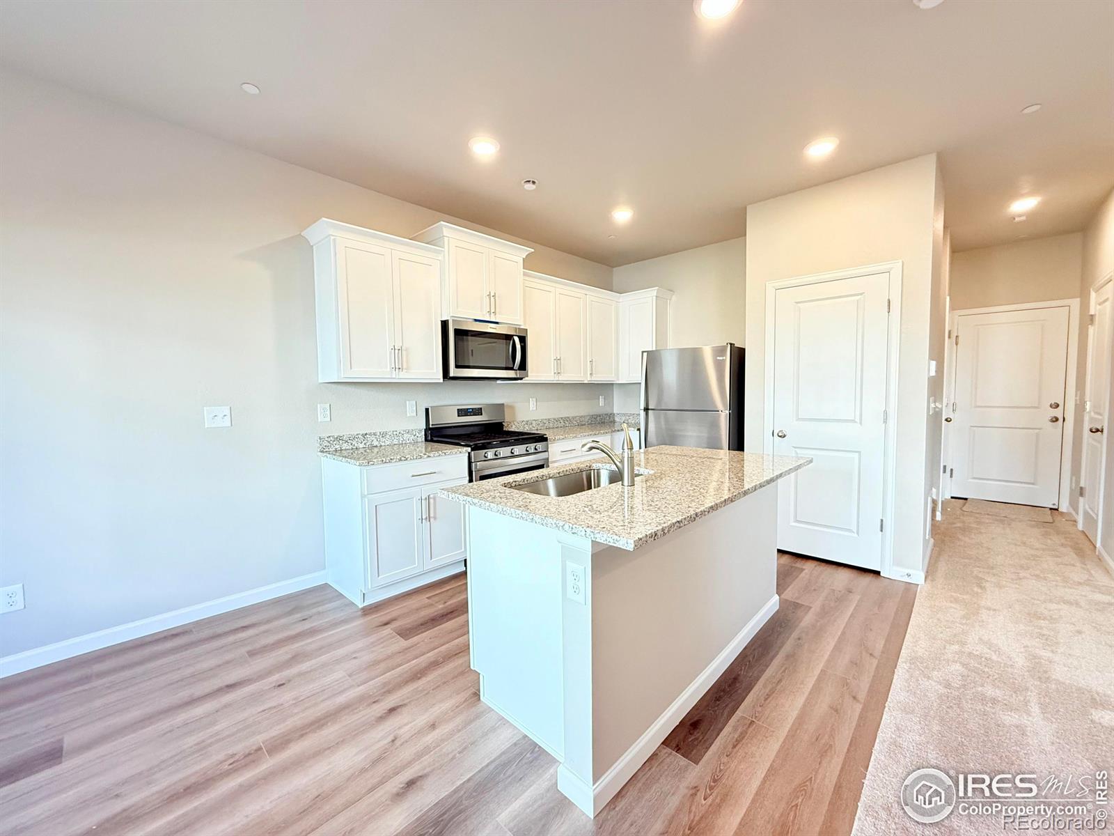 MLS Image #2 for 161  robin road,johnstown, Colorado