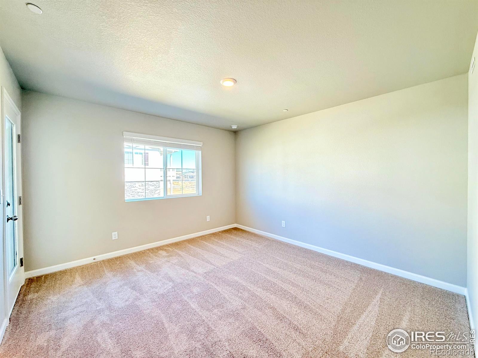 MLS Image #6 for 161  robin road,johnstown, Colorado