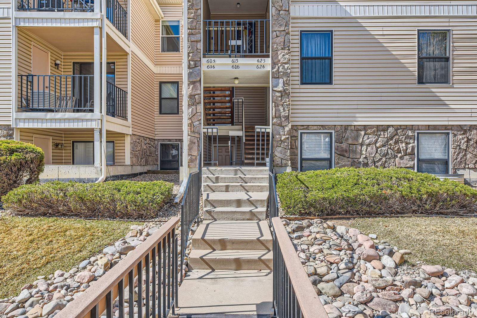 MLS Image #11 for 6755 s field street,littleton, Colorado