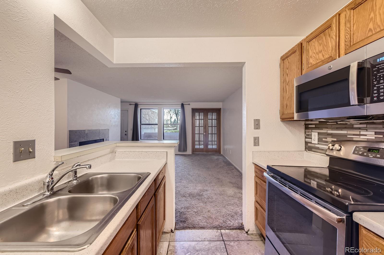 MLS Image #4 for 6755 s field street,littleton, Colorado