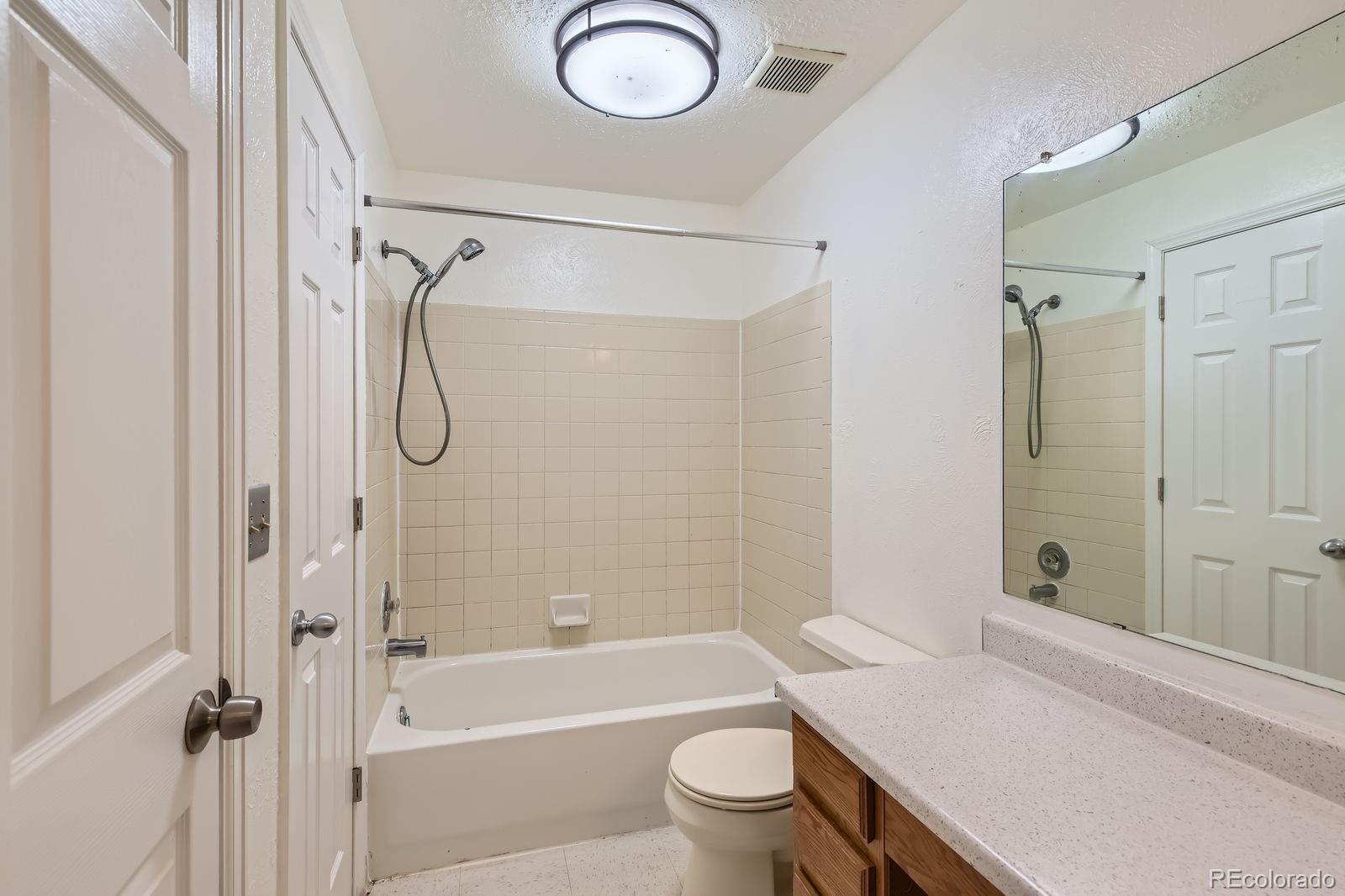 MLS Image #6 for 6755 s field street,littleton, Colorado
