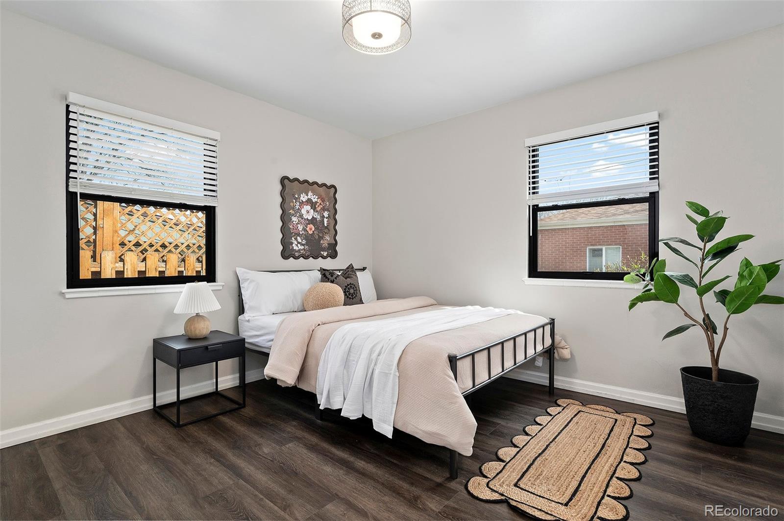 MLS Image #17 for 2550 n glencoe street,denver, Colorado