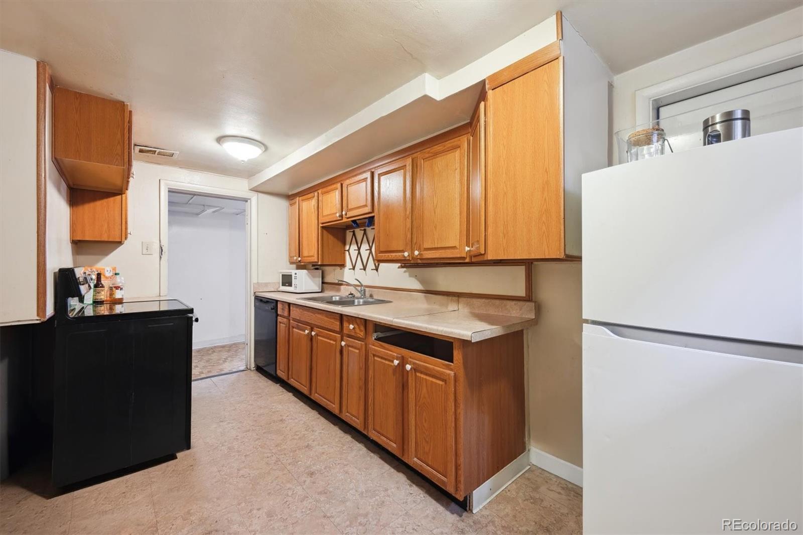 MLS Image #27 for 2301  vine street,denver, Colorado