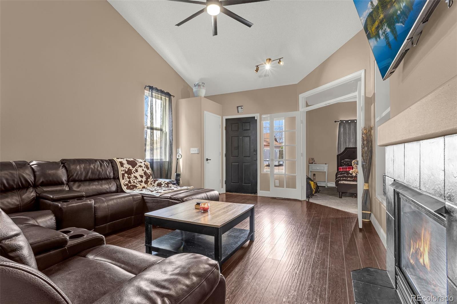 MLS Image #3 for 826  hayloft lane,fountain, Colorado