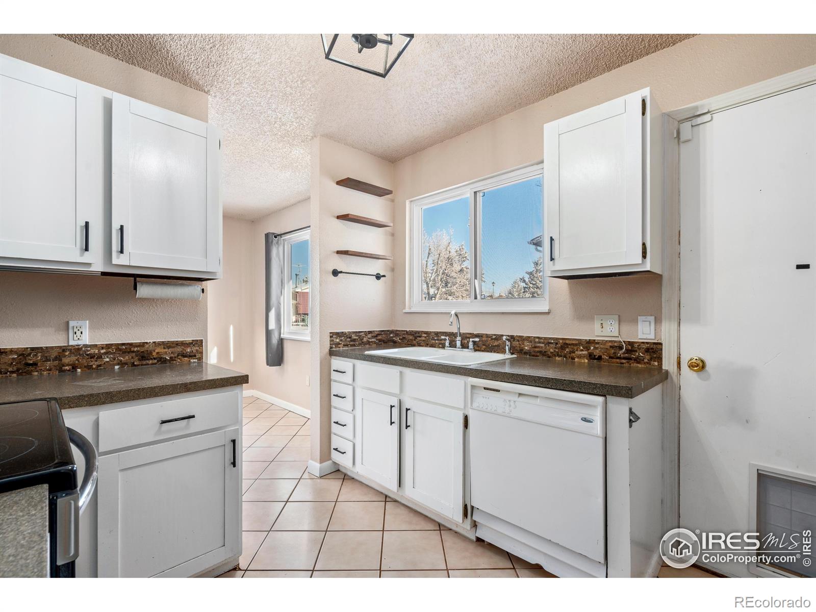 MLS Image #10 for 1612  38th st rd,evans, Colorado