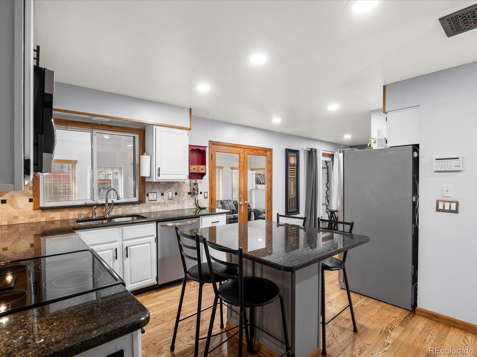 MLS Image #7 for 4391 s tabor court,morrison, Colorado