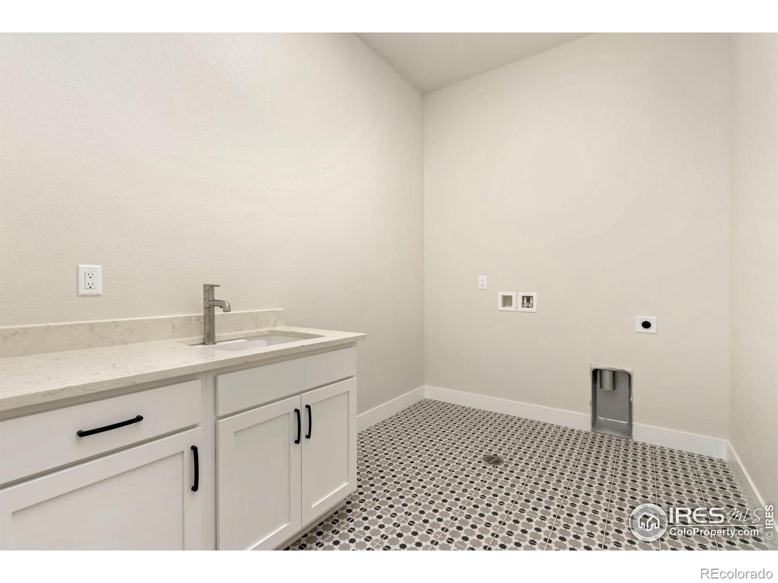 MLS Image #12 for 1726  beachside drive,windsor, Colorado