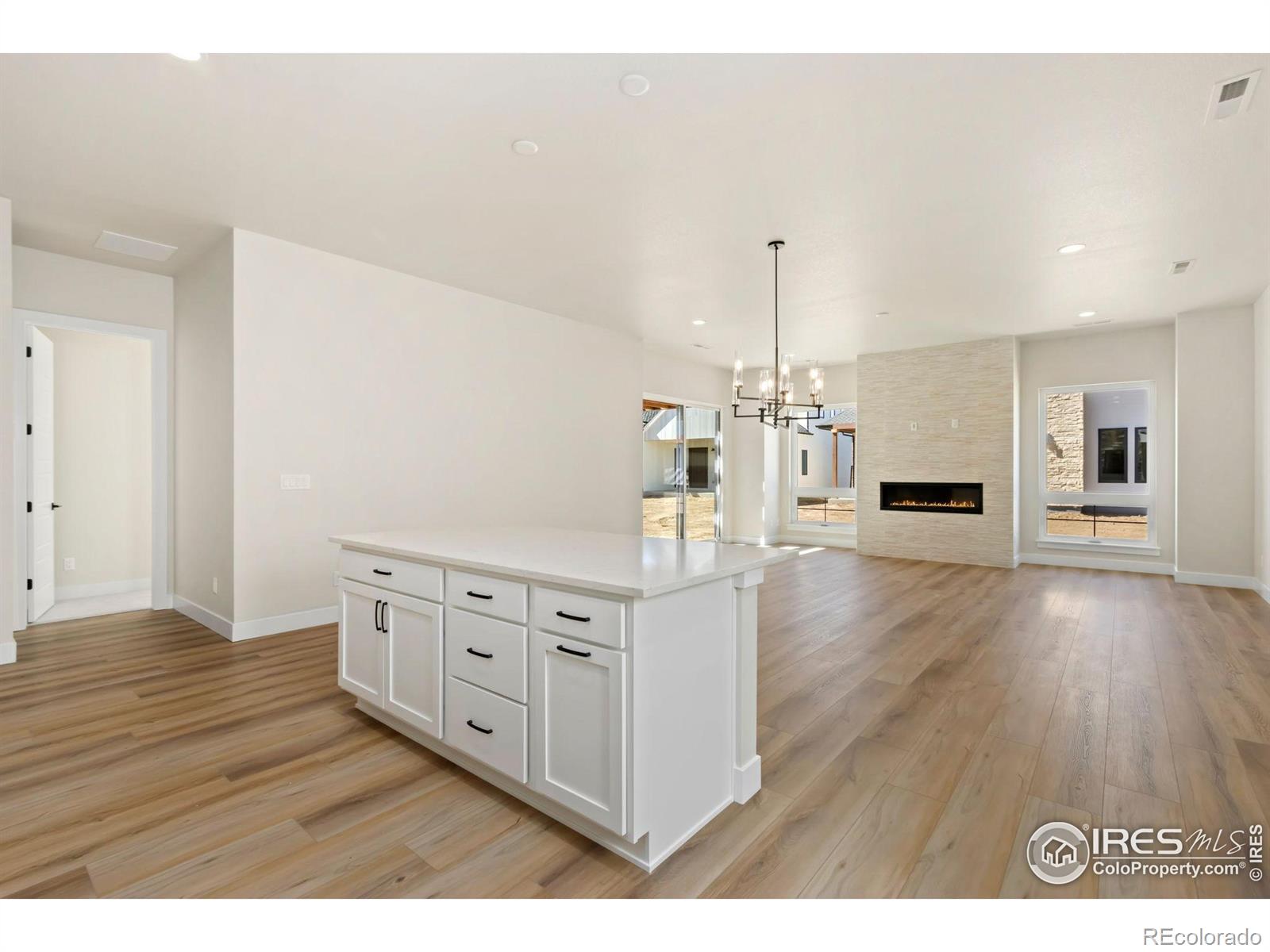 MLS Image #5 for 1726  beachside drive,windsor, Colorado