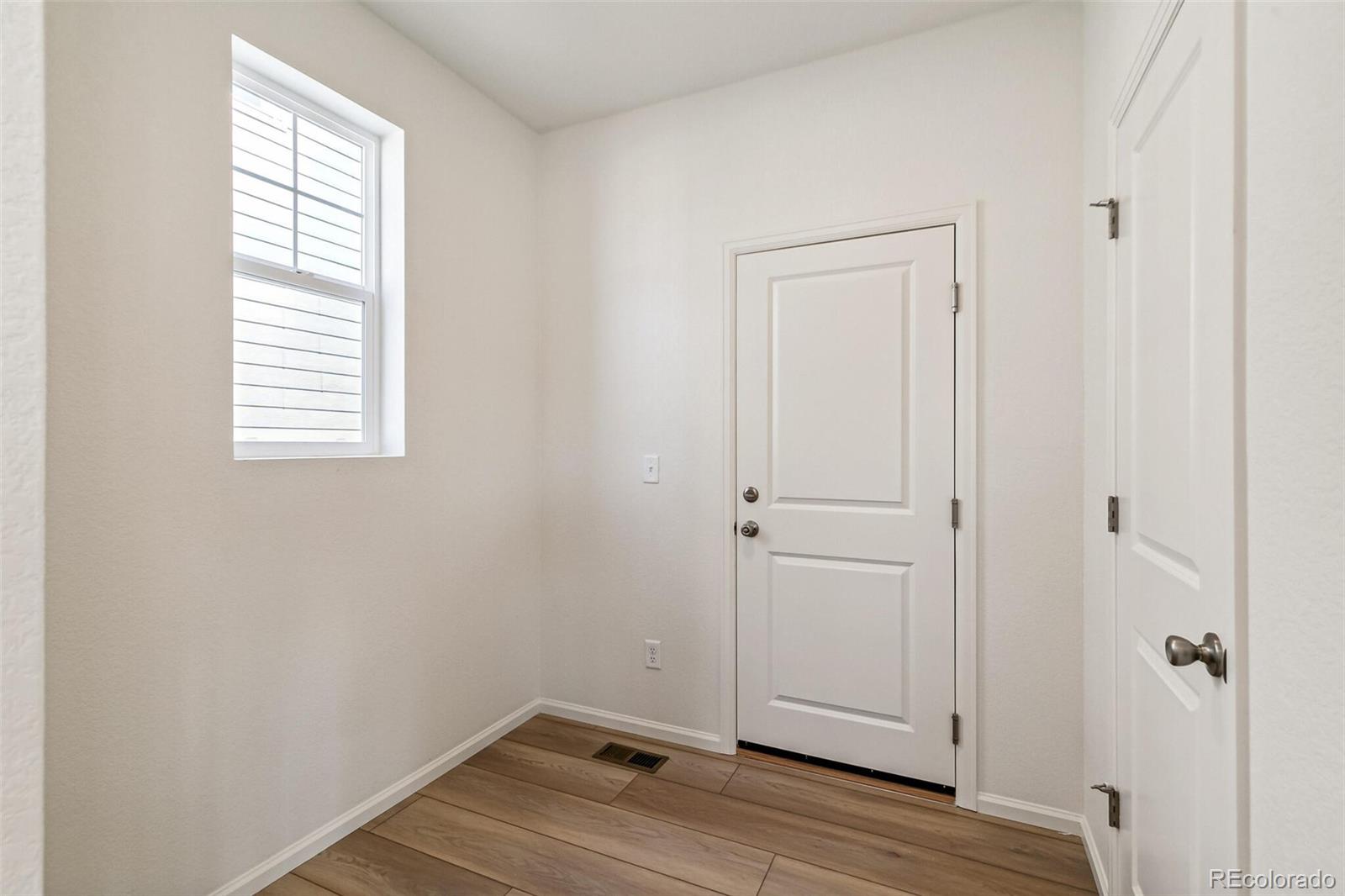 MLS Image #14 for 1871  water birch way,castle rock, Colorado