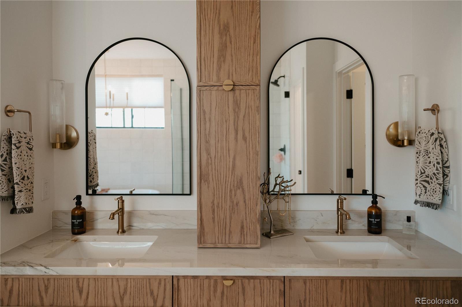 MLS Image #17 for 527  fox street,denver, Colorado