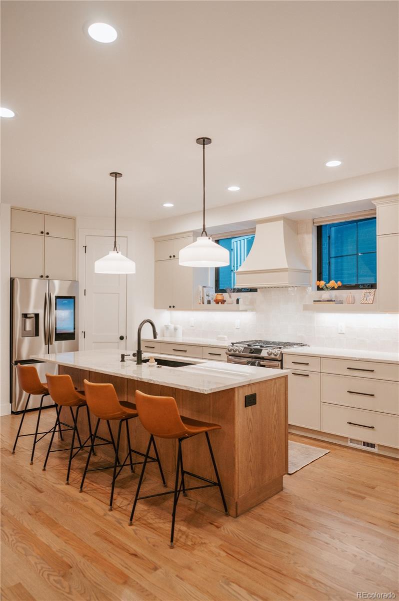 MLS Image #2 for 527  fox street,denver, Colorado