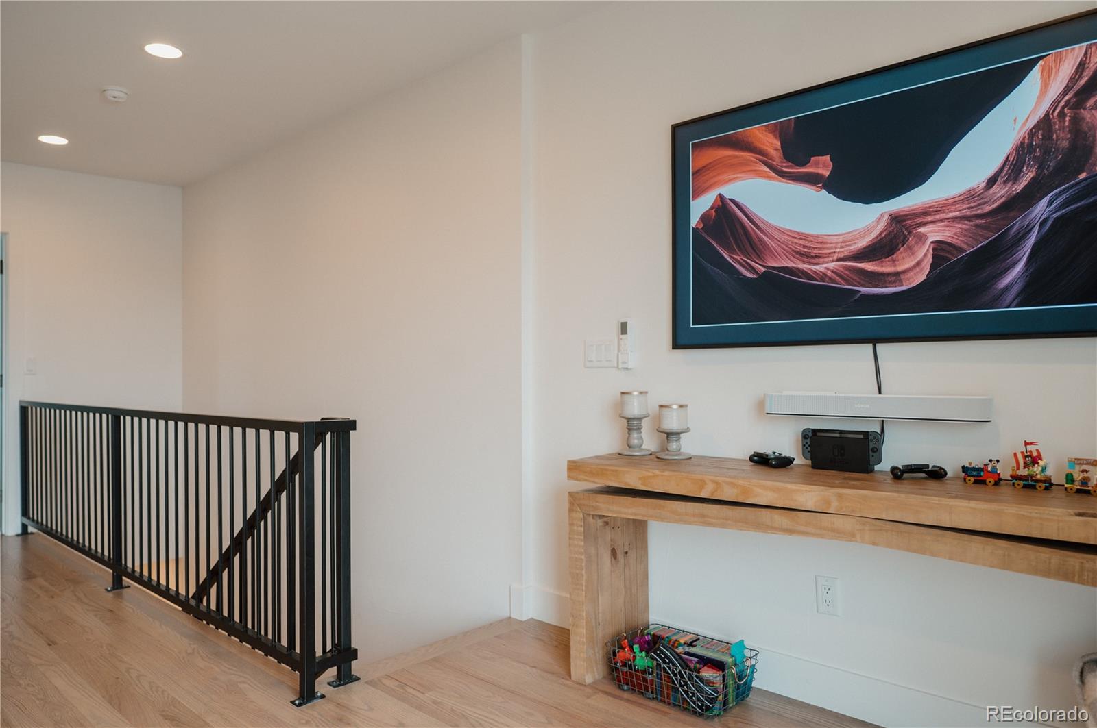 MLS Image #23 for 527  fox street,denver, Colorado