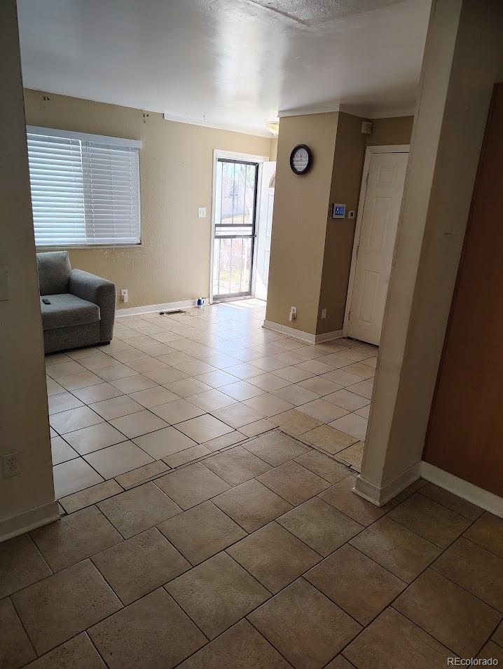 MLS Image #14 for 15003  olmsted drive,denver, Colorado