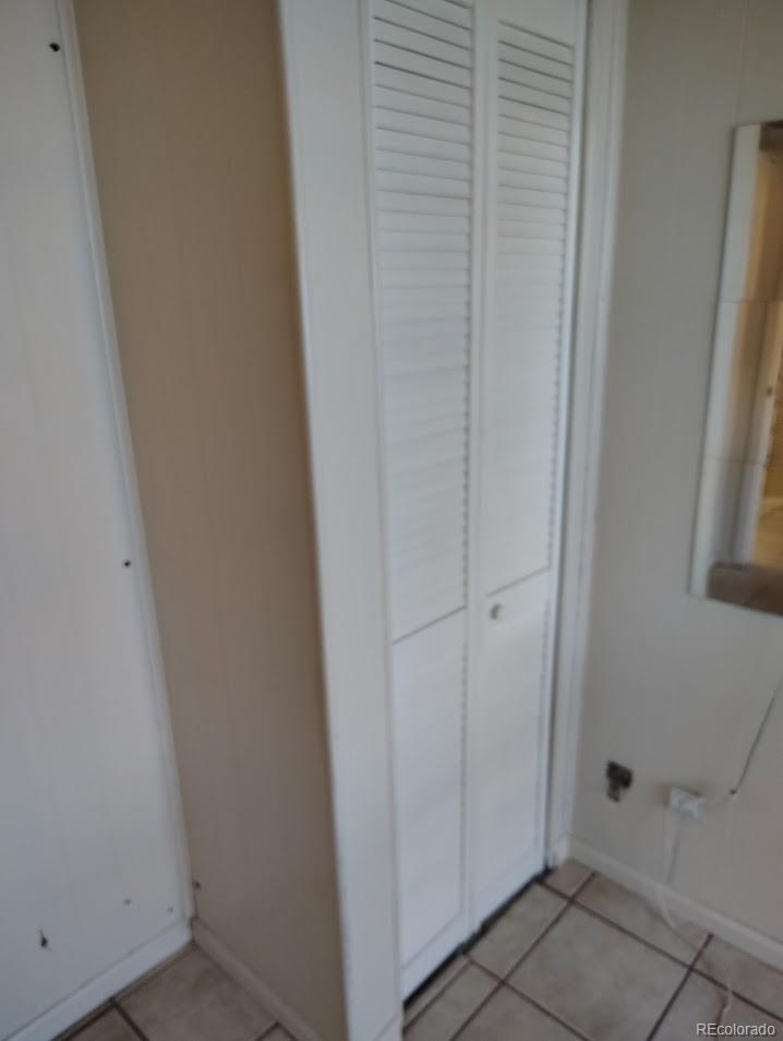 MLS Image #33 for 15003  olmsted drive,denver, Colorado