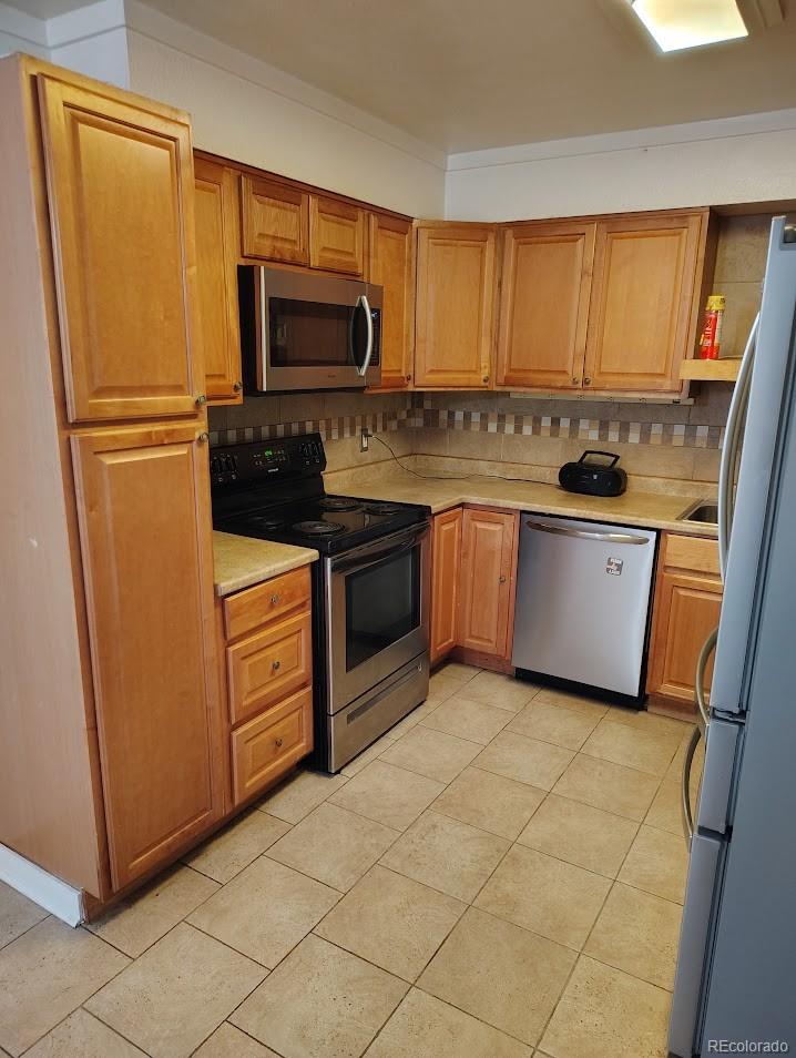 MLS Image #9 for 15003  olmsted drive,denver, Colorado