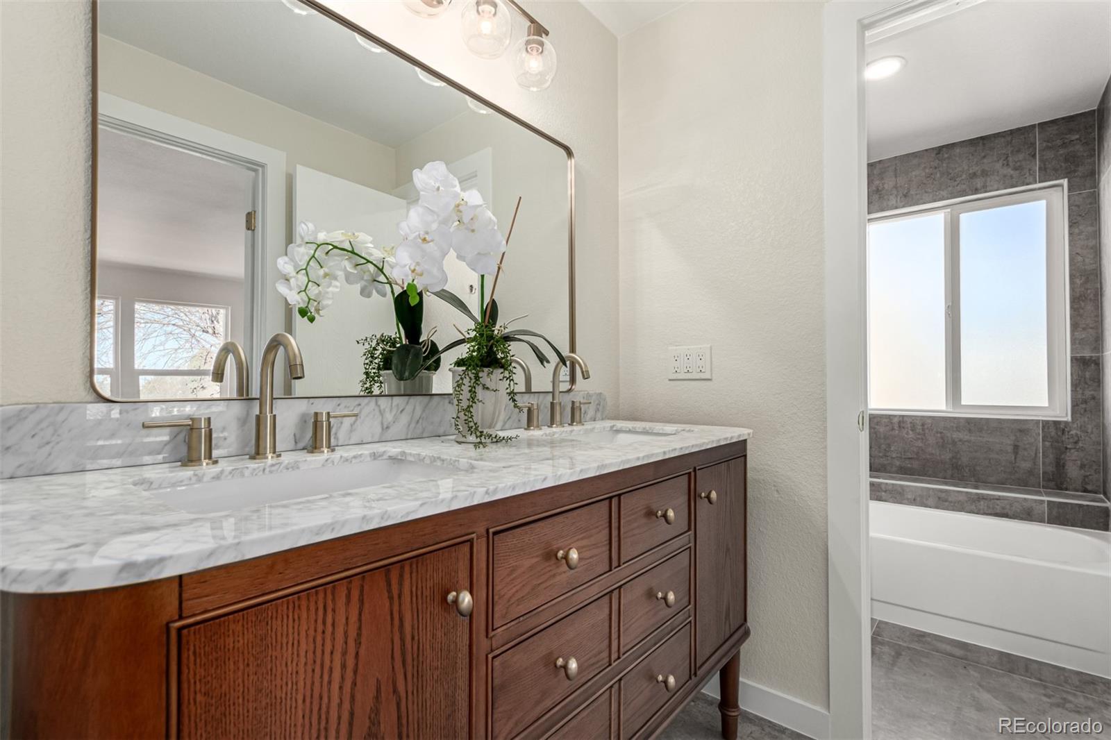 MLS Image #16 for 6024 s taft way,littleton, Colorado