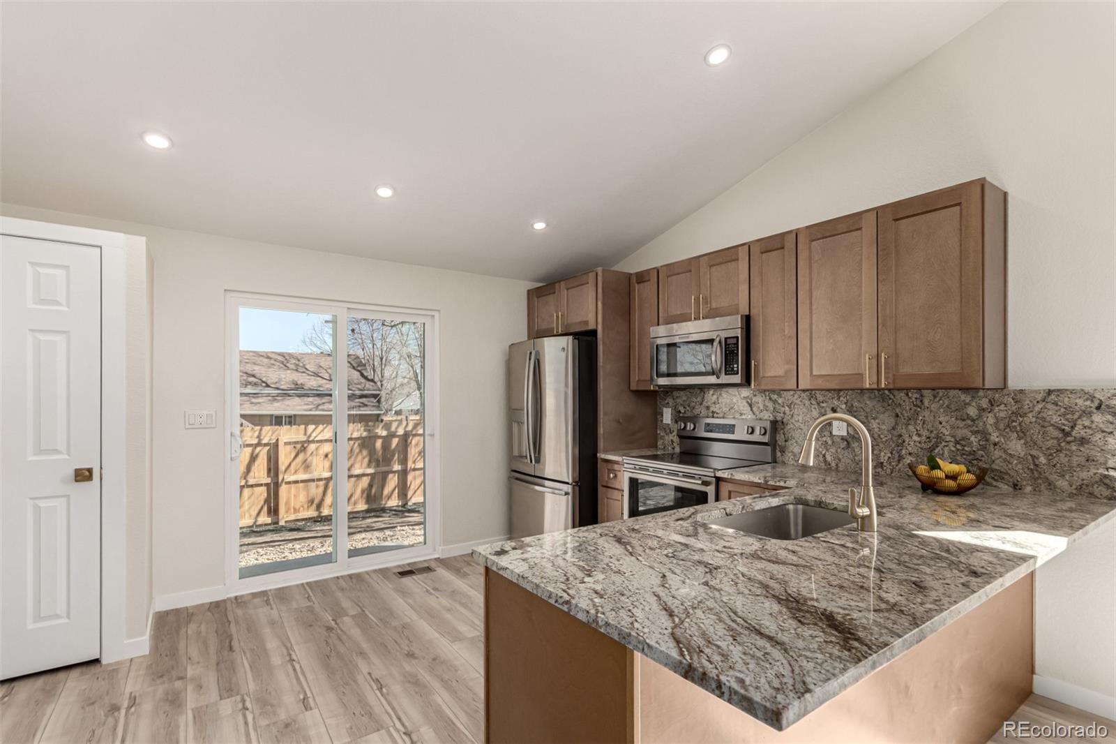 MLS Image #7 for 6024 s taft way,littleton, Colorado