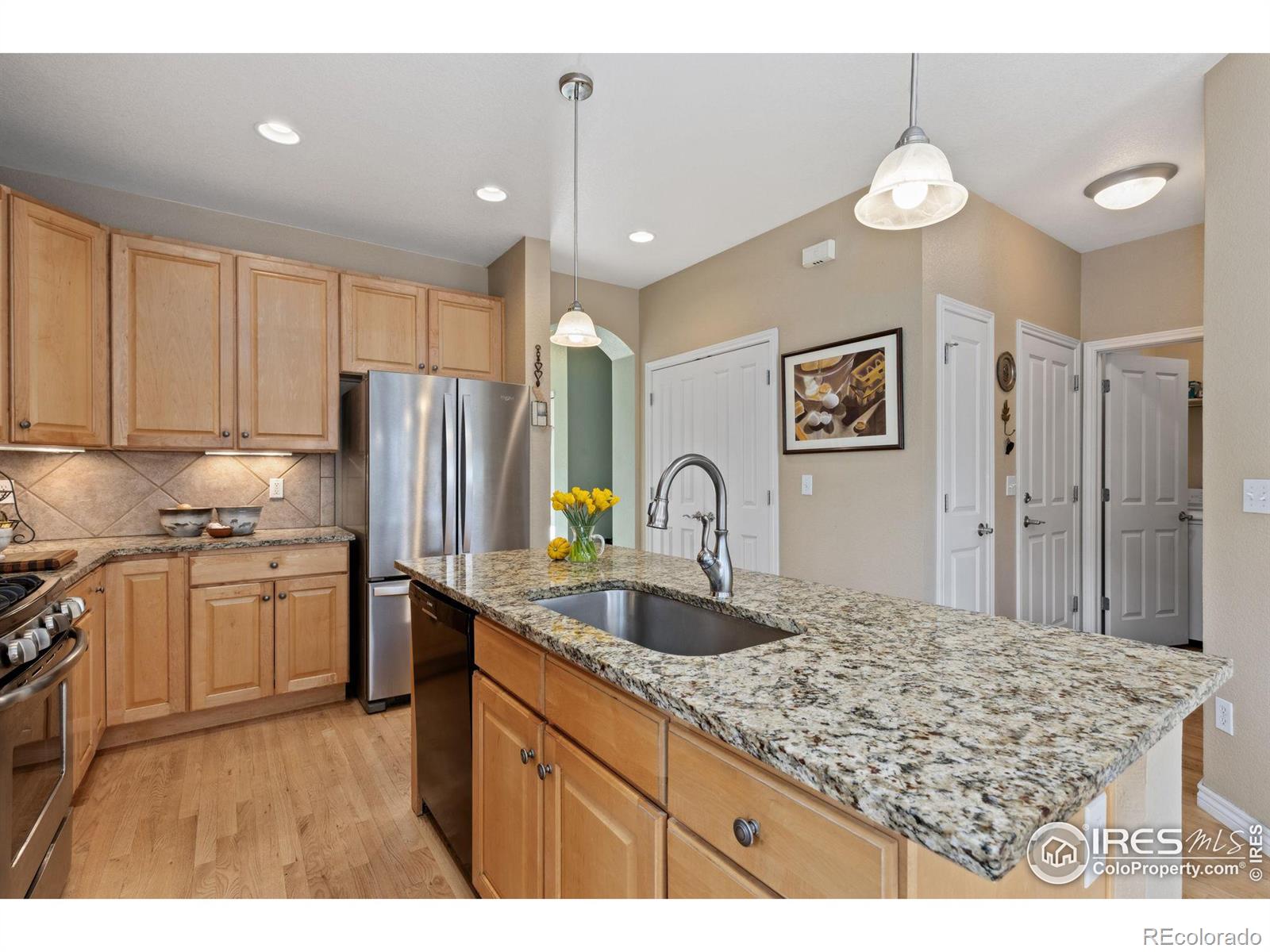 MLS Image #11 for 107  bohn court,lyons, Colorado