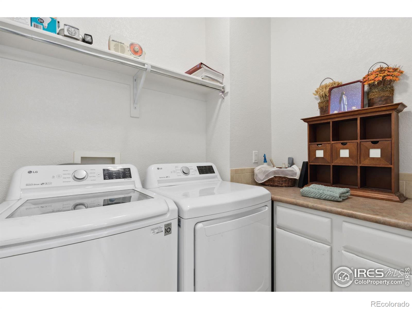 MLS Image #18 for 107  bohn court,lyons, Colorado