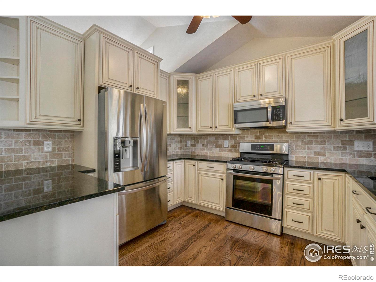MLS Image #2 for 418  mapleton court,fort collins, Colorado