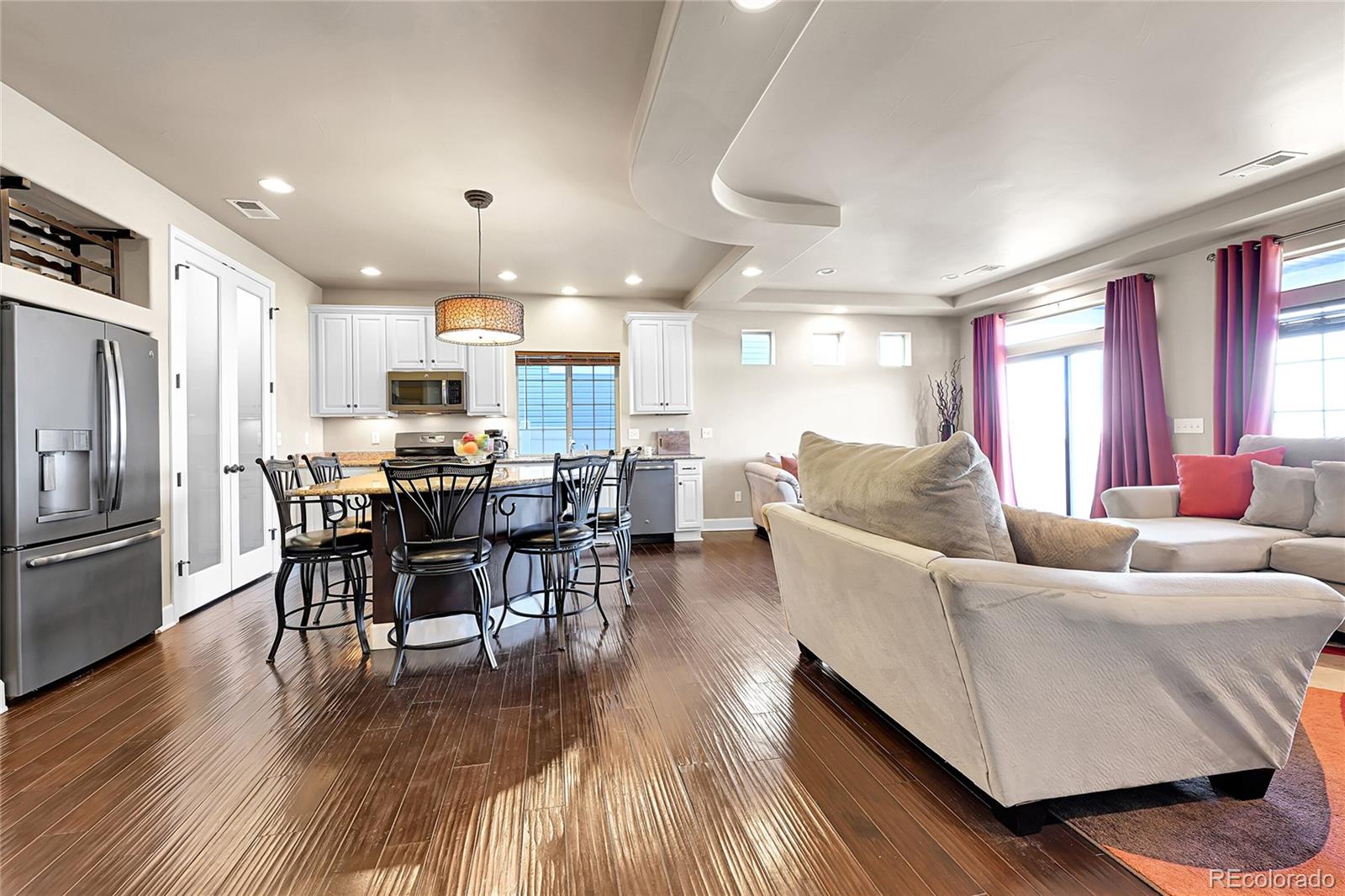 MLS Image #16 for 18101 e 44th place,denver, Colorado