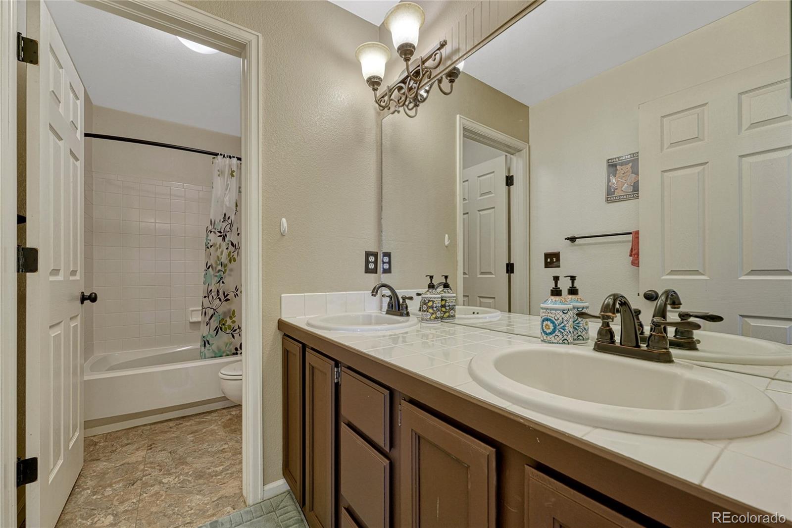 MLS Image #19 for 19346 e prentice lane,centennial, Colorado