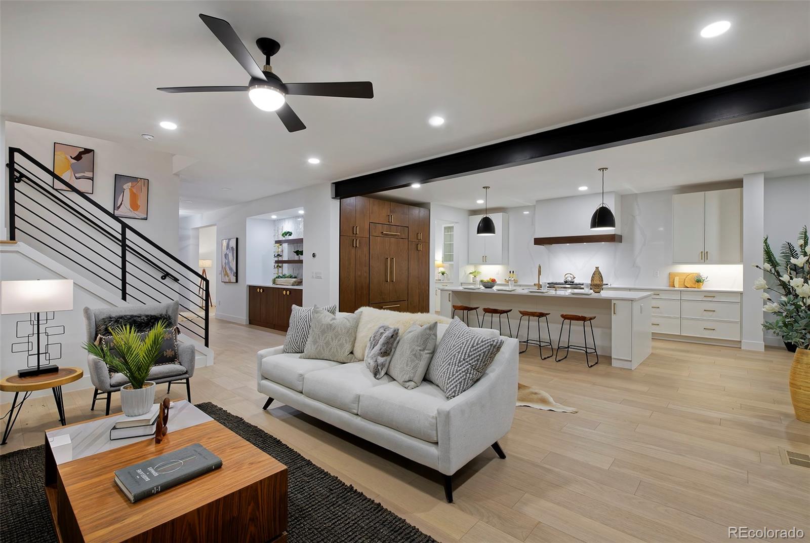 MLS Image #14 for 1374 s vine street,denver, Colorado
