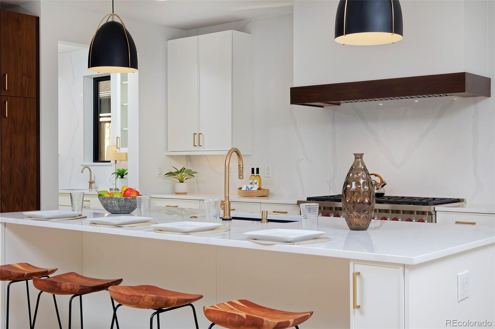 MLS Image #21 for 1374 s vine street,denver, Colorado