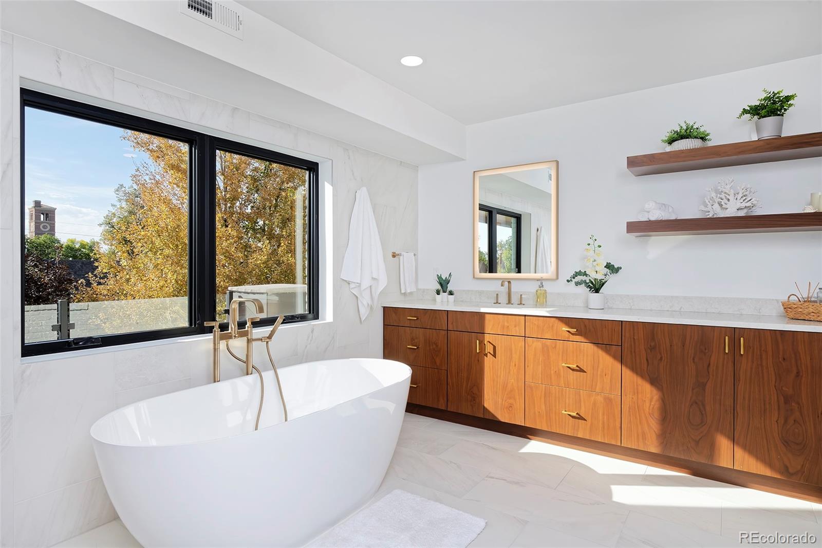 MLS Image #31 for 1374 s vine street,denver, Colorado