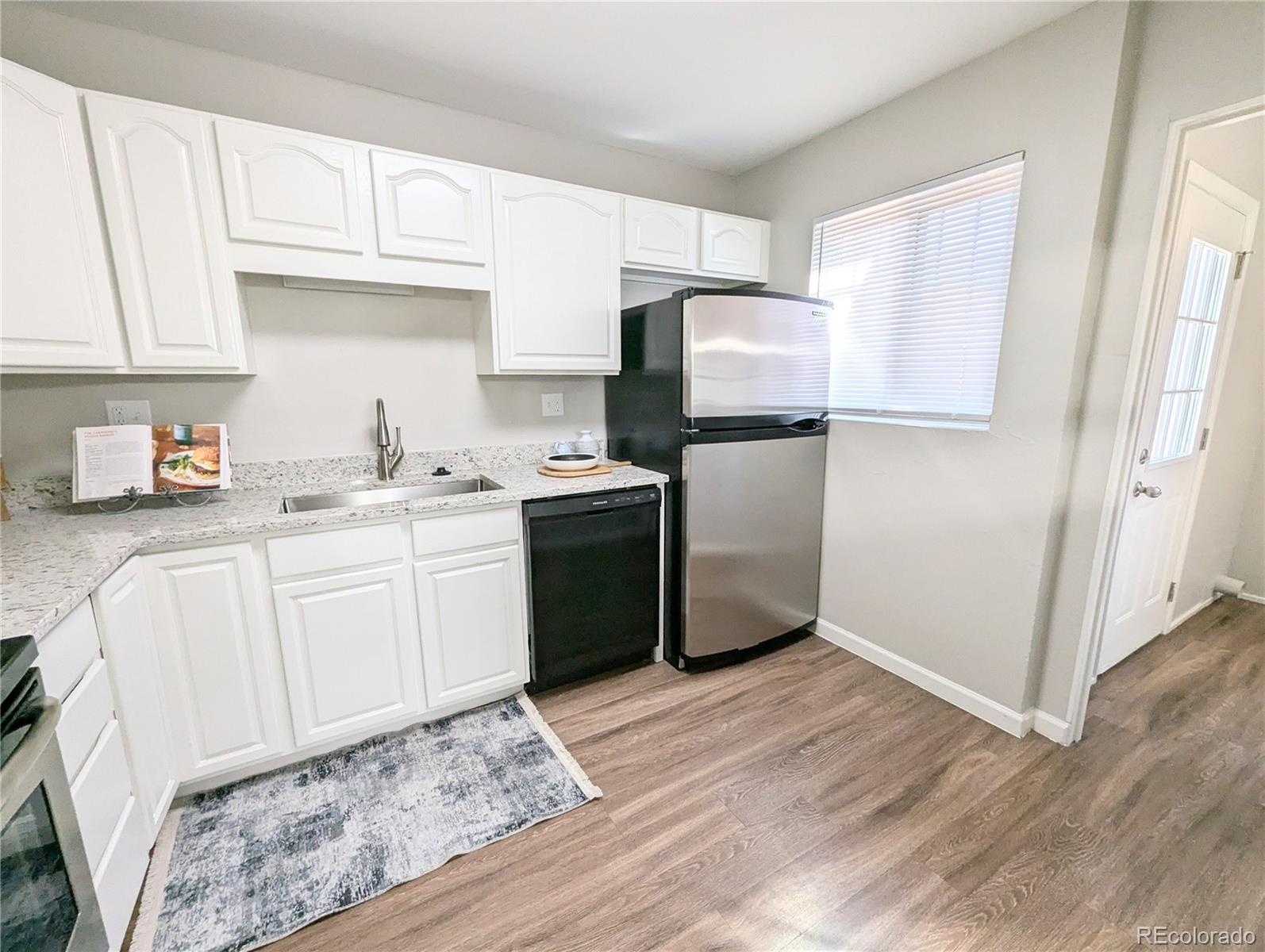 MLS Image #11 for 992  toledo street,aurora, Colorado