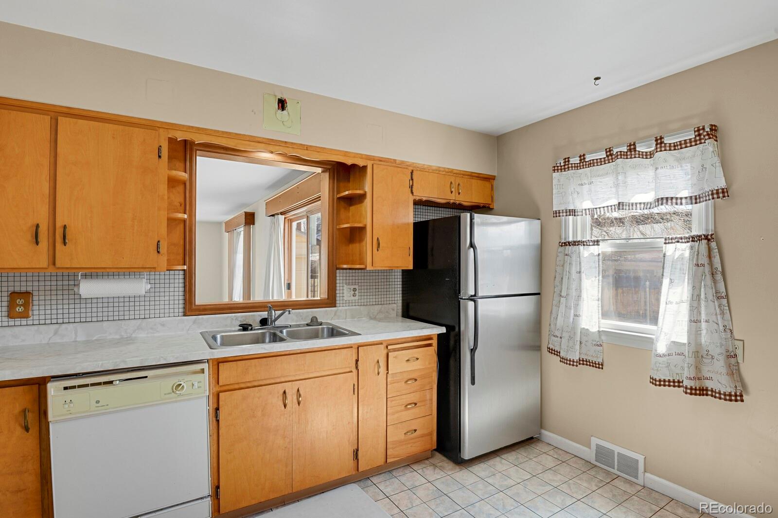 MLS Image #13 for 102  park lane,canon city, Colorado