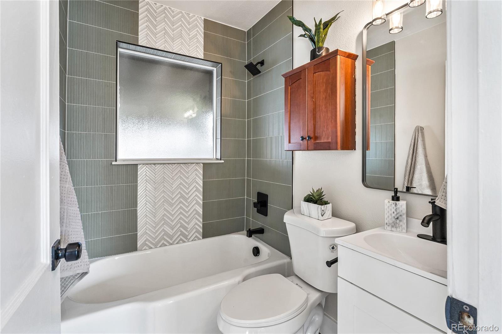 MLS Image #29 for 2731 w 42nd avenue,denver, Colorado