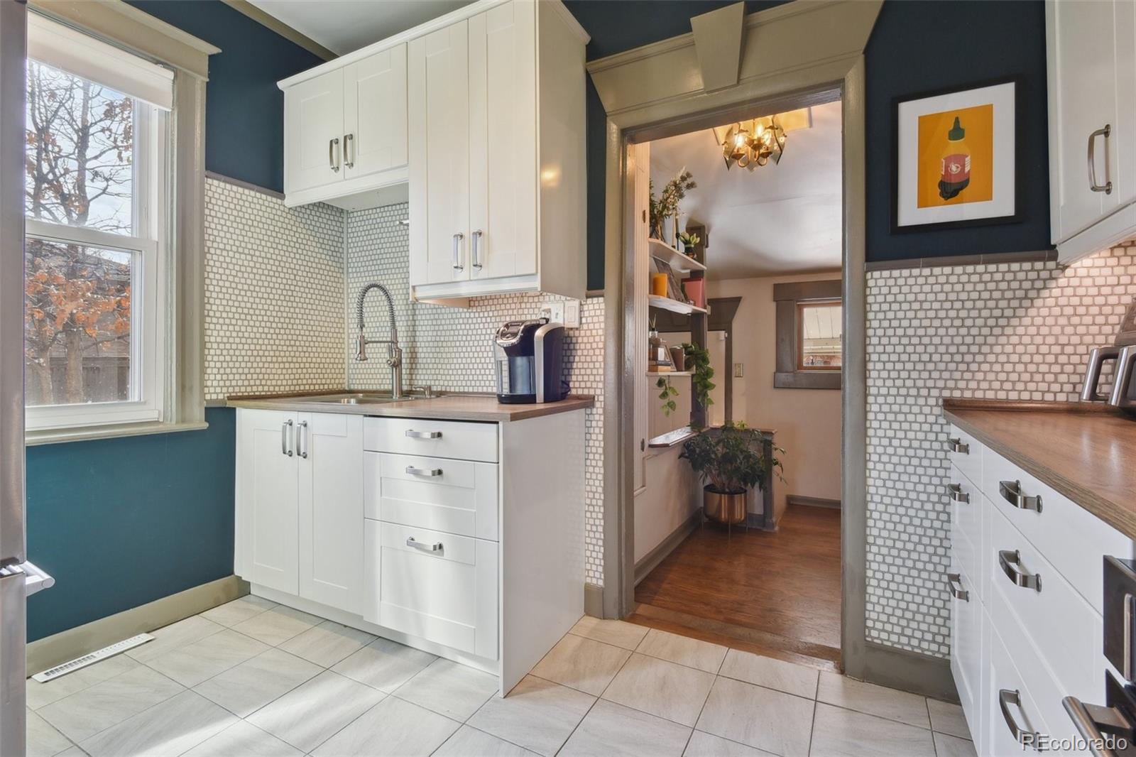 MLS Image #14 for 3907 s lincoln street,englewood, Colorado