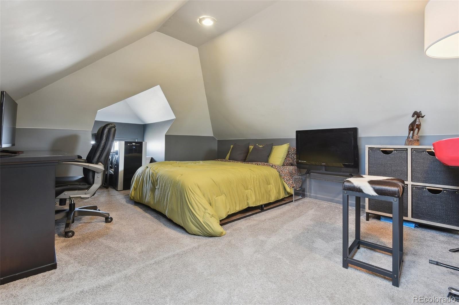 MLS Image #22 for 3907 s lincoln street,englewood, Colorado