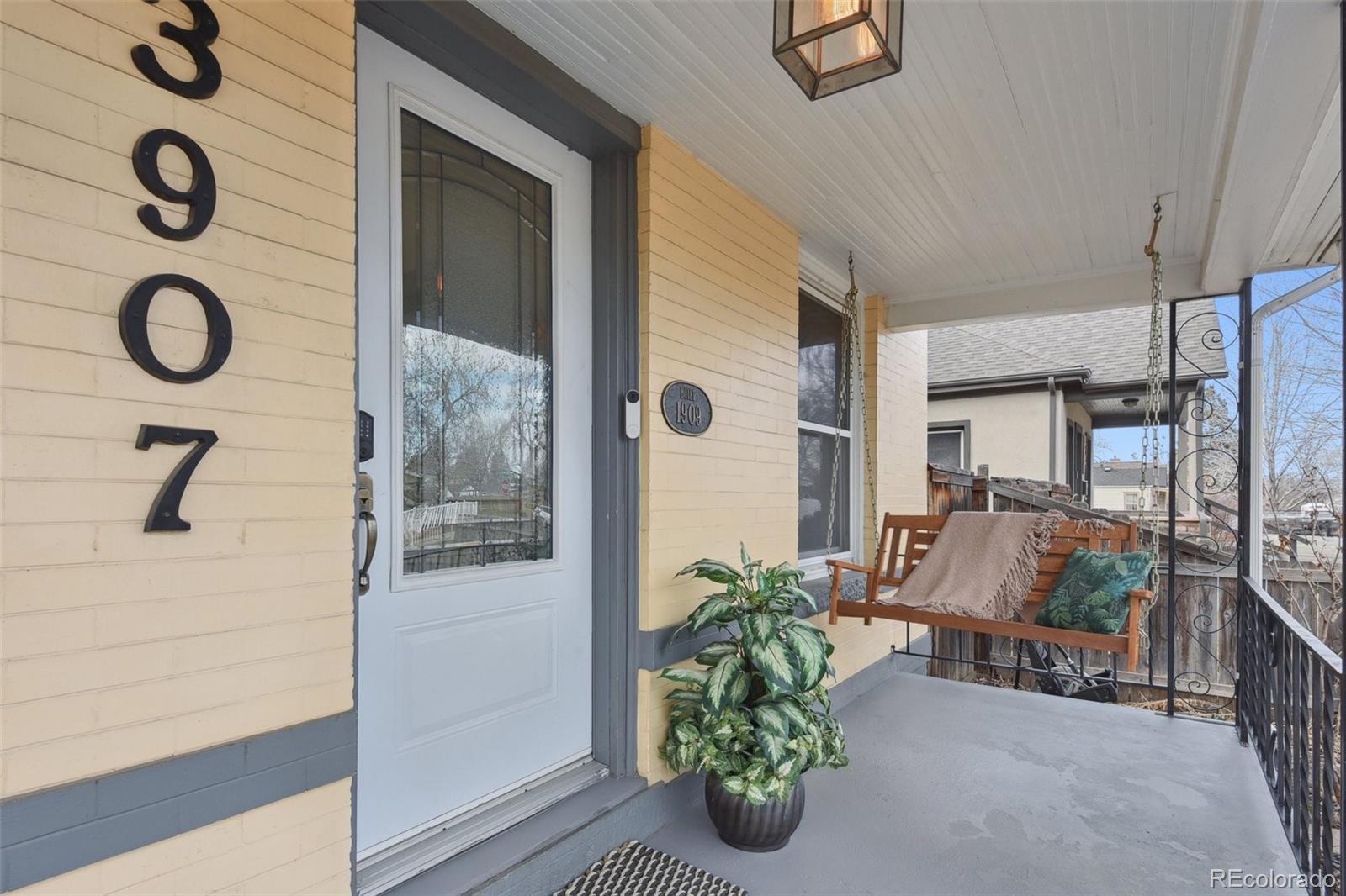 MLS Image #3 for 3907 s lincoln street,englewood, Colorado