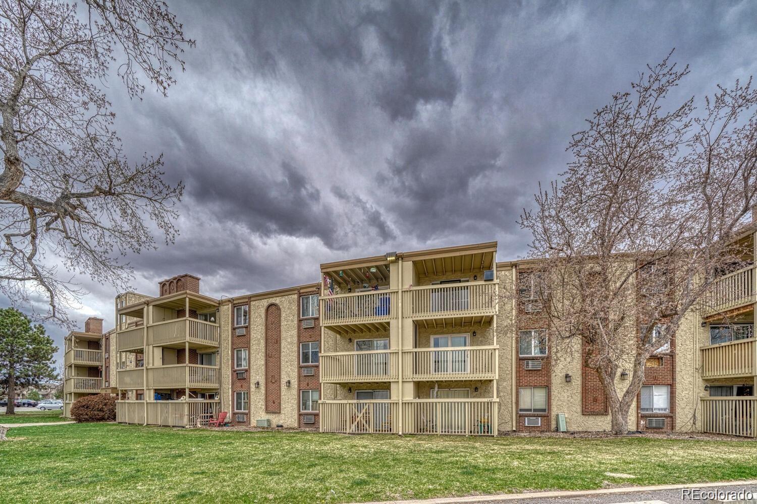 MLS Image #10 for 1306 s parker road 285,denver, Colorado