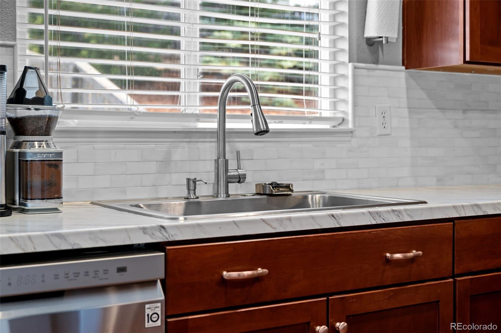 MLS Image #19 for 5689  raleigh circle,castle rock, Colorado